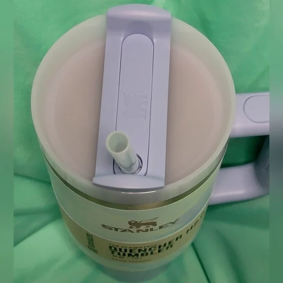 THE CLEAN SLATE QUENCHER H2.0 FLOWSTATE™ TUMBLER | 40 OZ - Picture 3 of 4